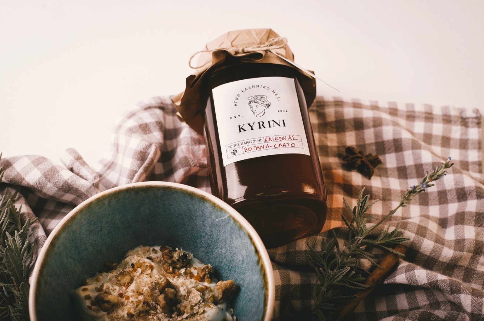 KYRINI honey jar with paper cover and packaging